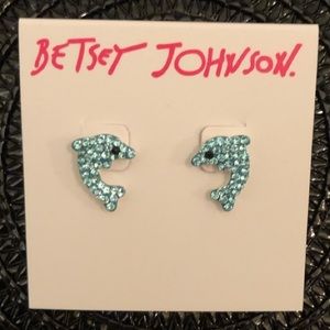 BETSEY JOHNSON Dolphin earrings